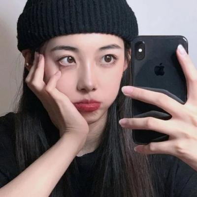 白衣校花与大长腿2